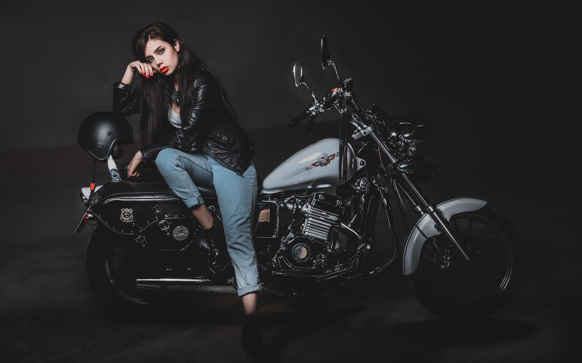 Biker girls: style and drive in Victoria