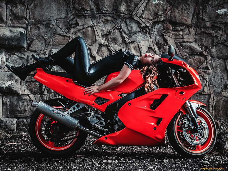 Beautiful girl Beautiful girls and motorcycles in Victoria