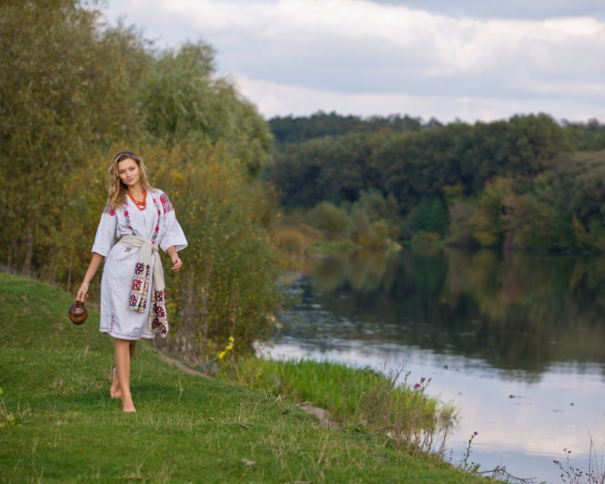 Nude girl Slavic women in Victoria